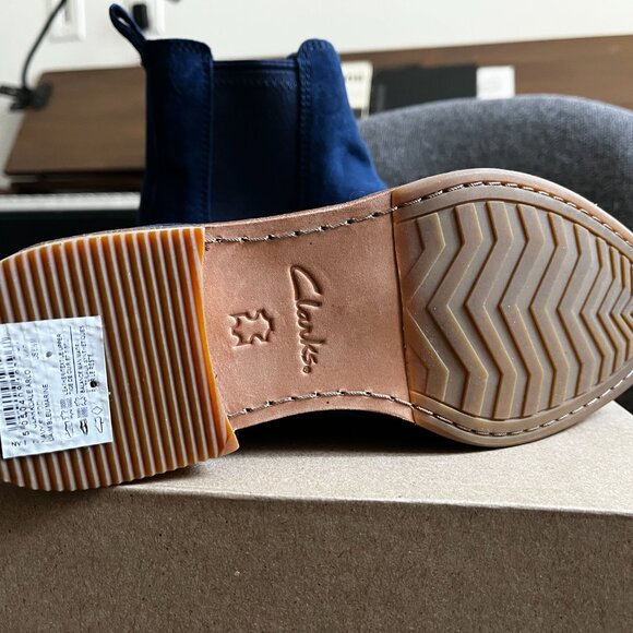 Clarks Clarkdale Arlo Navy Blue Boot (Size 6.5) - Picture 4 of 4